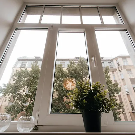 Comfort At Hanzas Residence, Near Cafes, Bars, Museums & Esplanade *
