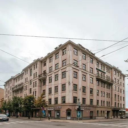 Comfort At Hanzas Residence, Near Cafes, Bars, Museums & Esplanade Рига